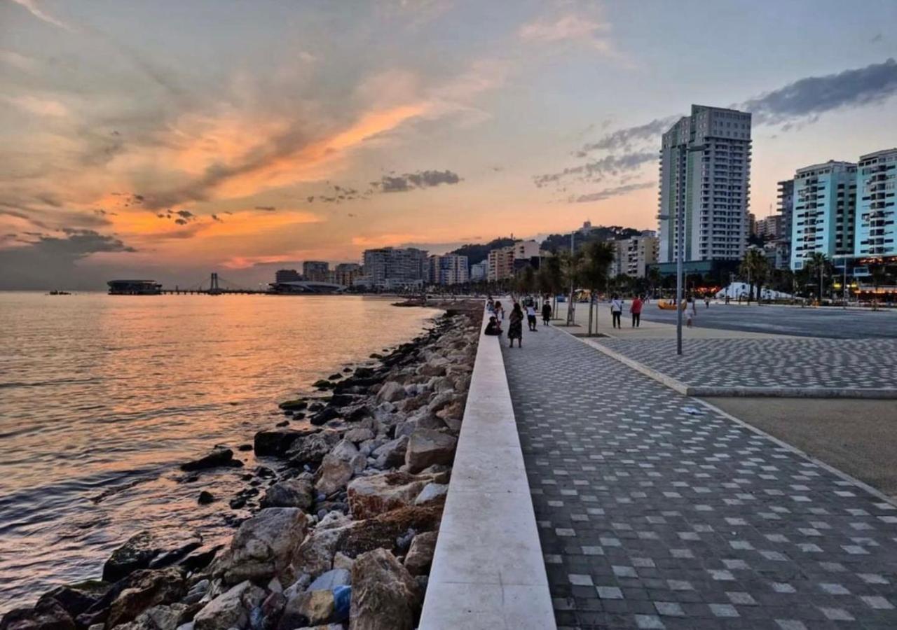 The White Corner Durrës Exterior foto